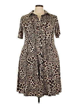 green emerald velvet dress Cato Dress in Chalk main image 1