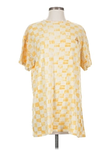 Urban Outfitters Short Sleeve T-Shirt (view 1)