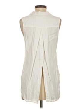 Cloth & Stone Sleeveless Button-Down Shirt (view 2)