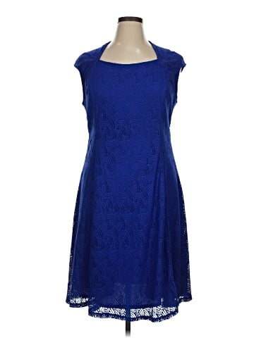 Liz Claiborne Cocktail Dress (view 1)