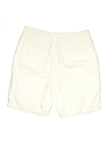 Liz Claiborne Shorts (view 2)