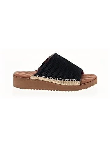 Walking Cradles Wedges (view 1)