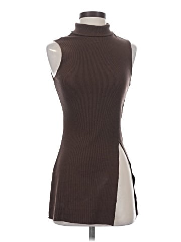 The Range Casual Dress (view 1)