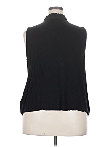 PREMISE Sleeveless Blouse (view 2)