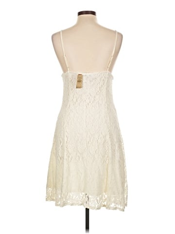 American Eagle Outfitters Cocktail Dress (view 2)
