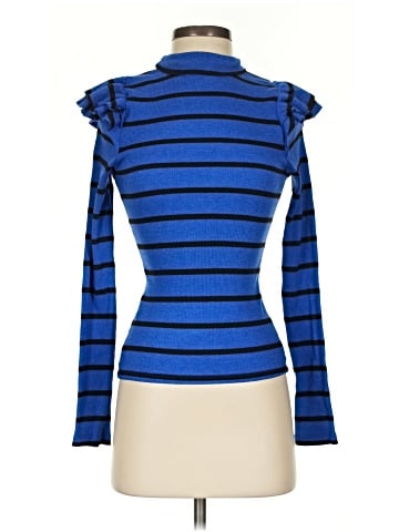 t.la Long Sleeve Top (view 1)