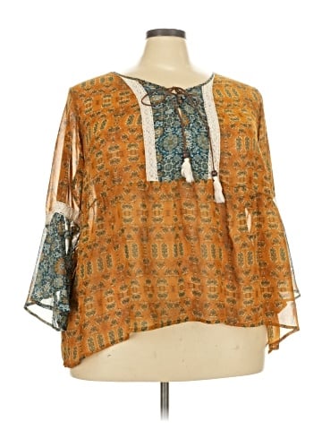 Maurices 3/4 Sleeve Blouse (view 1)