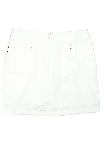 Karen Scott Cargo Shorts (view 1)