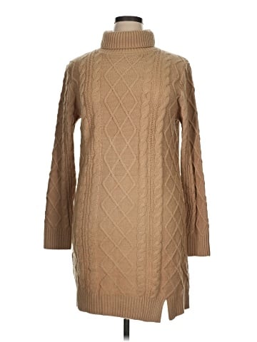 Francesca's Casual Dress (view 1)