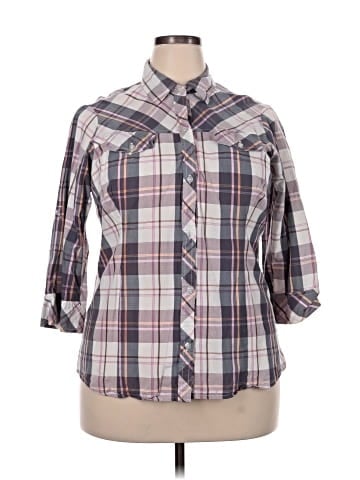 Rouge 3/4 Sleeve Button-Down Shirt (view 1)