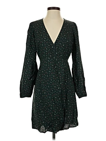 Old Navy Casual Dress (view 1)
