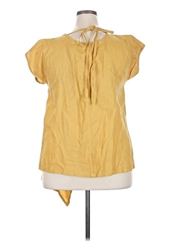 Design Todays Short Sleeve Blouse (view 2)