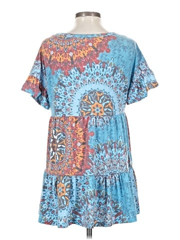 Neineiwu Short Sleeve T-Shirt (view 2)