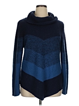 Tint & Shadow Turtleneck Sweater