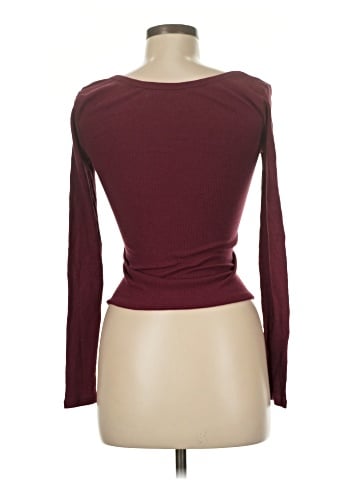 Urban Outfitters Long Sleeve T-Shirt (view 2)