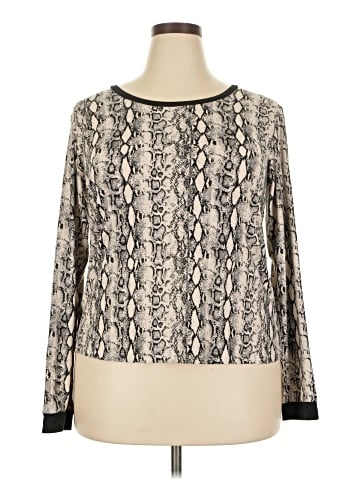 Steve Madden Long Sleeve T-Shirt (view 1)