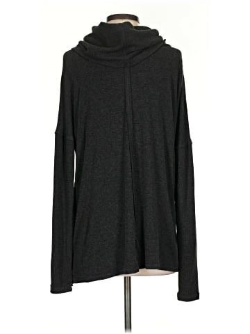 Bordeaux Turtleneck Sweater (view 2)