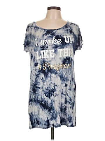 Free Kisses Short Sleeve T-Shirt (view 1)