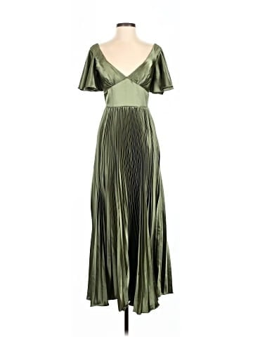Unbranded Cocktail Dress (view 1)