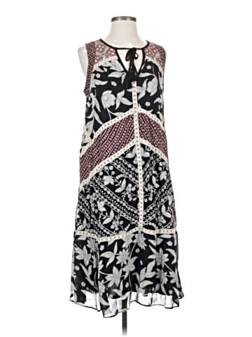 Floreat Casual Dress (view 1)