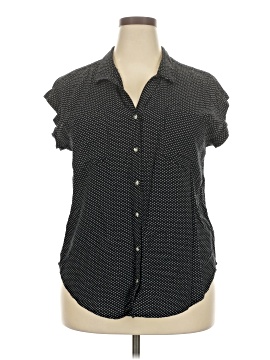 Jachs Girlfriend Sleeveless Button Down Shirt