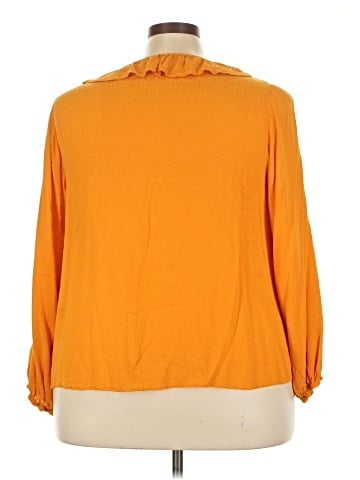 Ava & Viv 3/4 Sleeve Blouse (view 2)