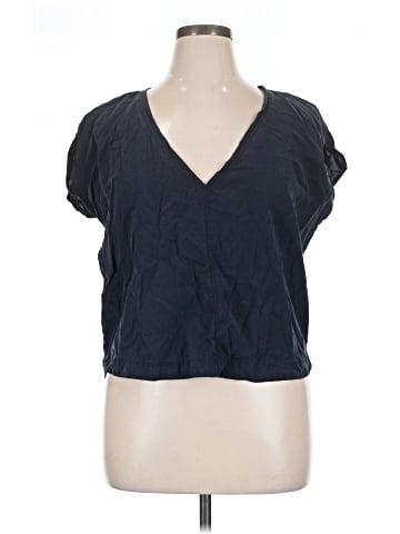Splendid Short Sleeve Top (view 1)