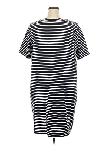 Croft & Barrow Casual Dress (view 2)