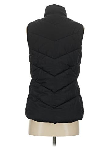 Gap Outlet Vest (view 2)