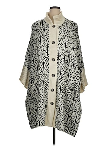Marla Wynne Kimono (view 1)