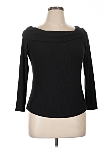 Versona Pullover Sweater (view 1)