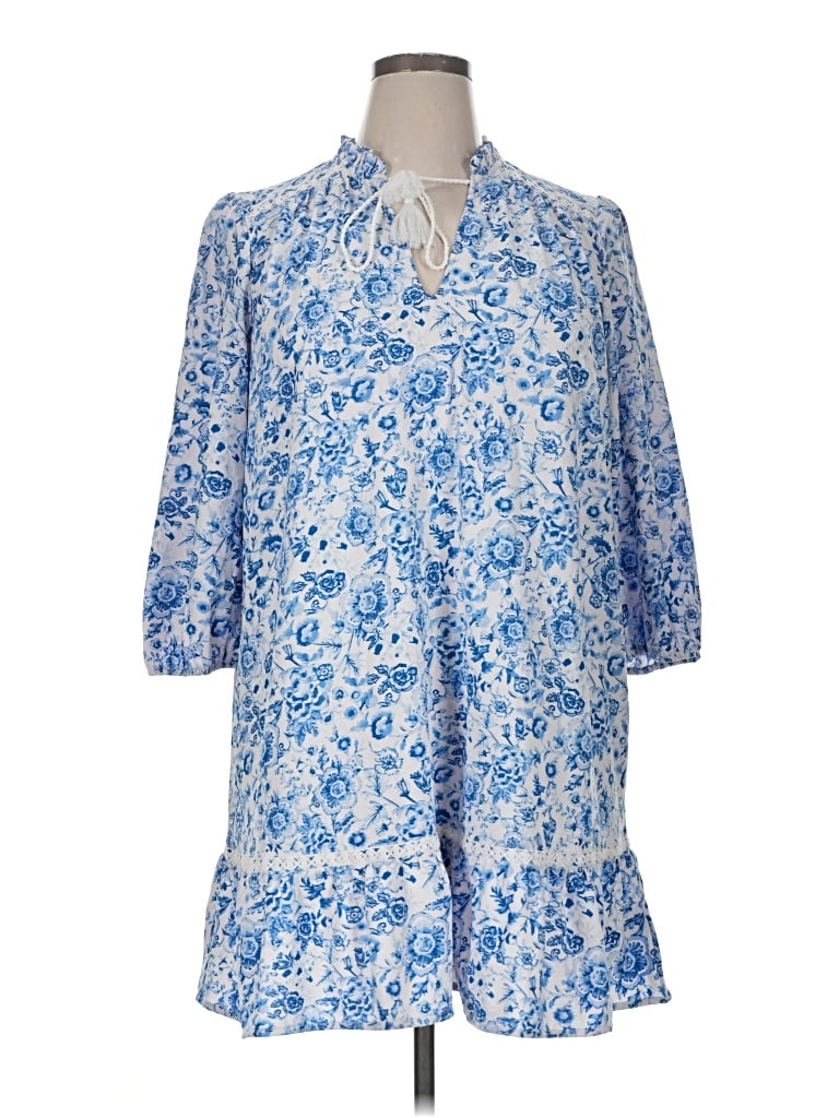 Pre-owned Crown & Ivy Casual Dress In Blue