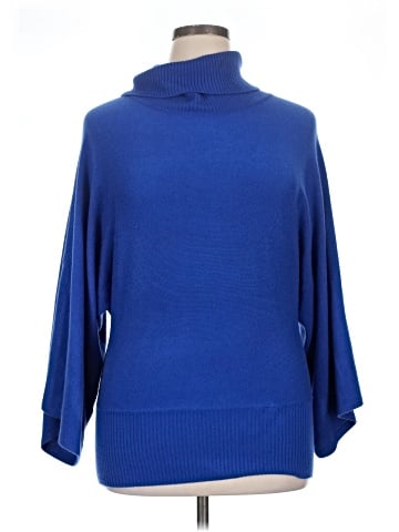 BCBGMAXAZRIA 3/4 Sleeve Turtleneck (view 1)