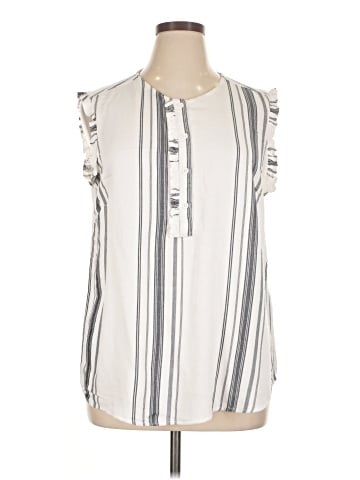 JunaRose Sleeveless Blouse (view 1)
