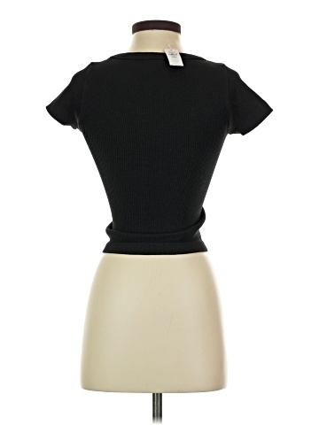 Old Navy Short Sleeve Turtleneck (view 2)