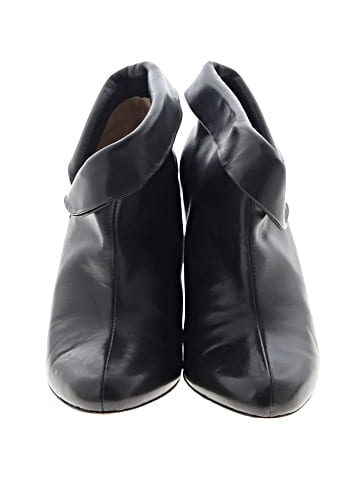 MICHAEL Michael Kors Ankle Boots (view 2)