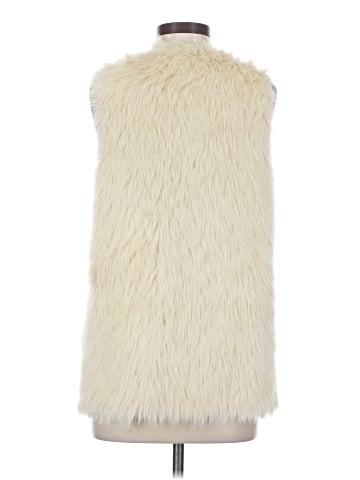 BB Dakota Faux Fur Vest (view 2)
