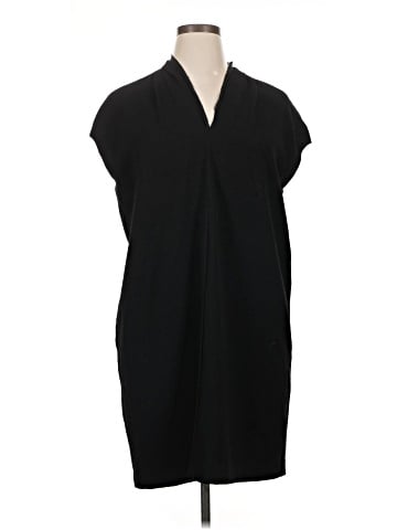 Carmen Carmen Marc Valvo Casual Dress (view 1)