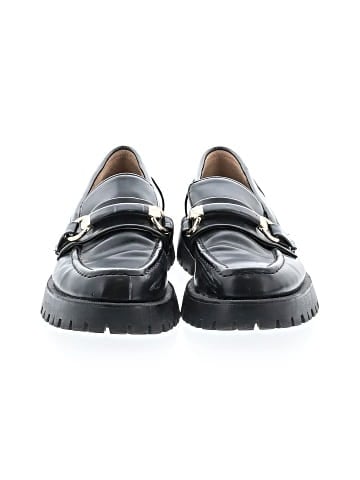 Zara Flats (view 2)