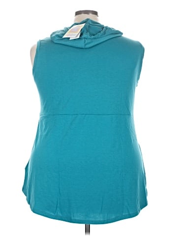 Lularoe Sleeveless Top (view 2)