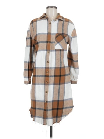 Dizzy Lizzy Long Sleeve Button-Down Shirt (view 1)