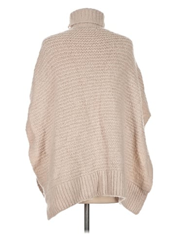 Easel Poncho (view 2)