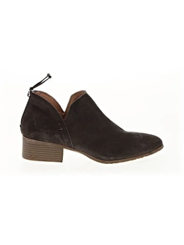 Kenneth Cole REACTION Ankle Boots (view 1)
