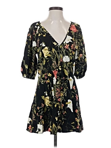 H&M Casual Dress (view 1)