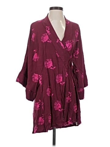Floreat Kimono (view 1)