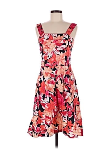 Scarlett Cocktail Dress (view 1)
