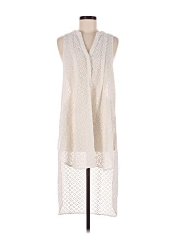 HD in Paris Sleeveless Blouse (view 1)