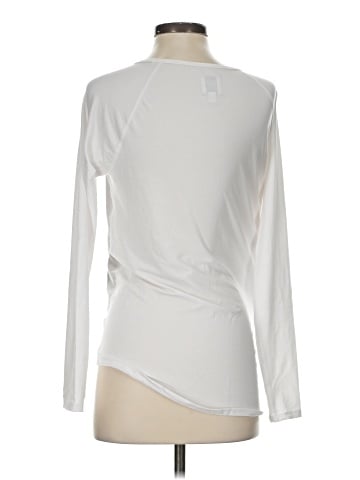 Gap - Maternity 3/4 Sleeve T-Shirt (view 2)