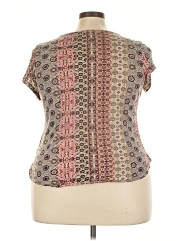 Wallflower Short Sleeve T-Shirt (view 2)
