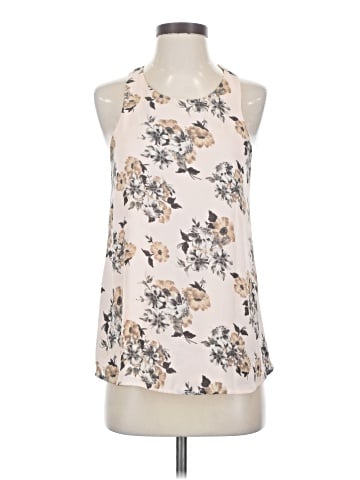 DAILYLOOK Sleeveless Blouse (view 1)